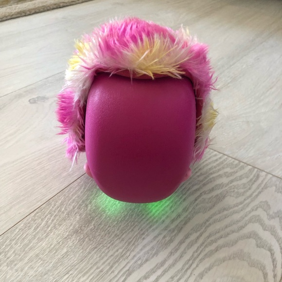 Zoomer Hedgiez Whirl Hedgehog with Lights, Sounds & Sensors - Picture 15 of 16